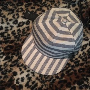 Unisex snap back hat